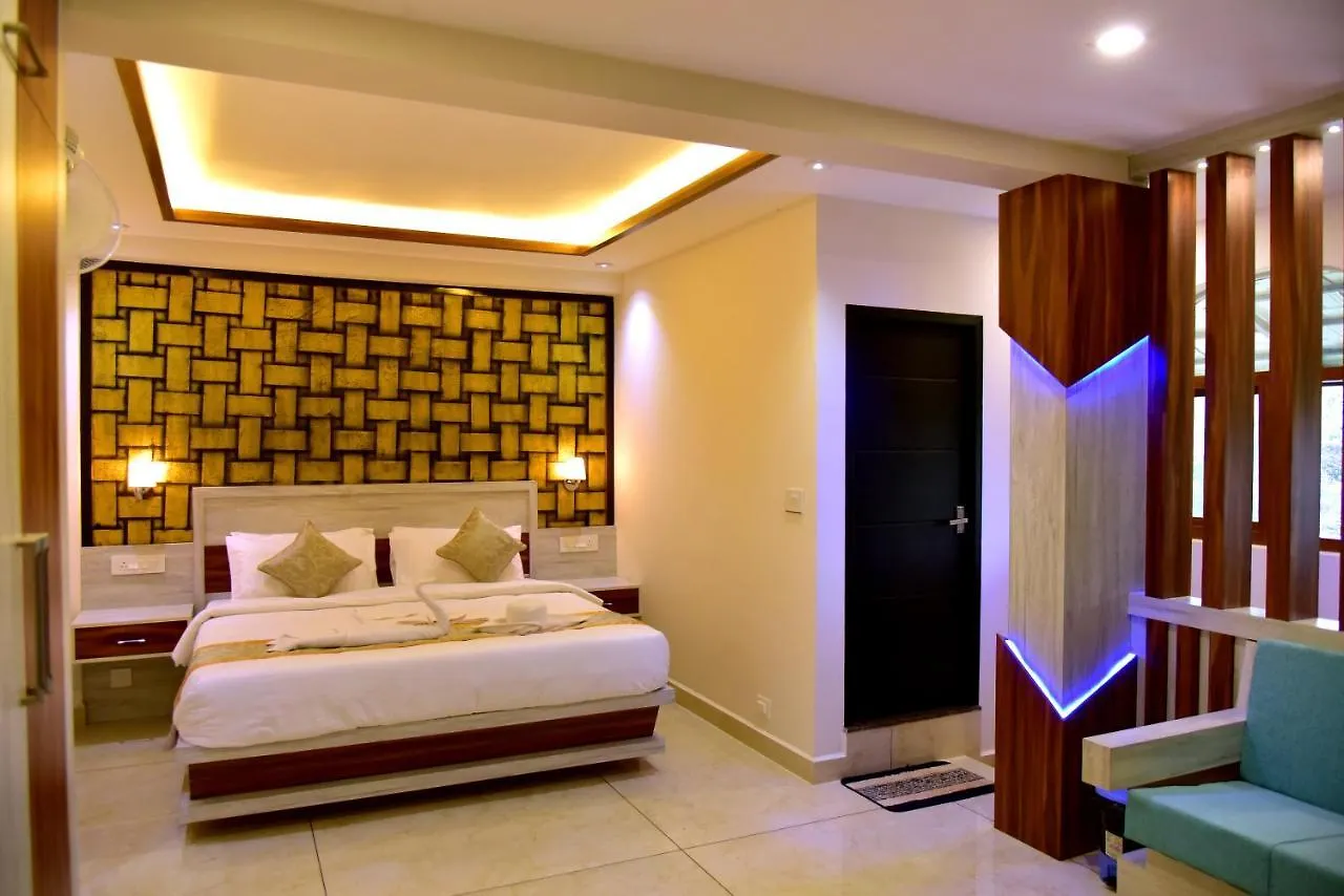 Royal Castle Hotel Mananthavady India
